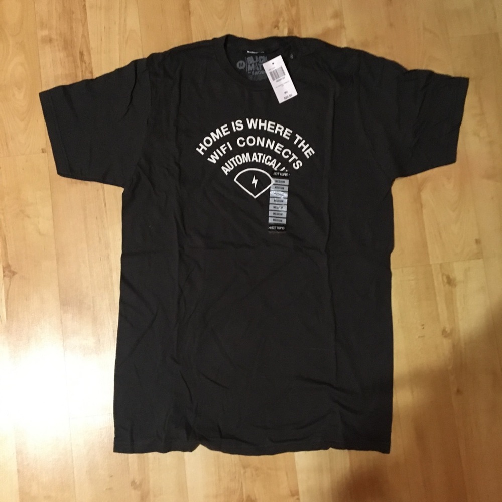 Hot Topic T-shirt